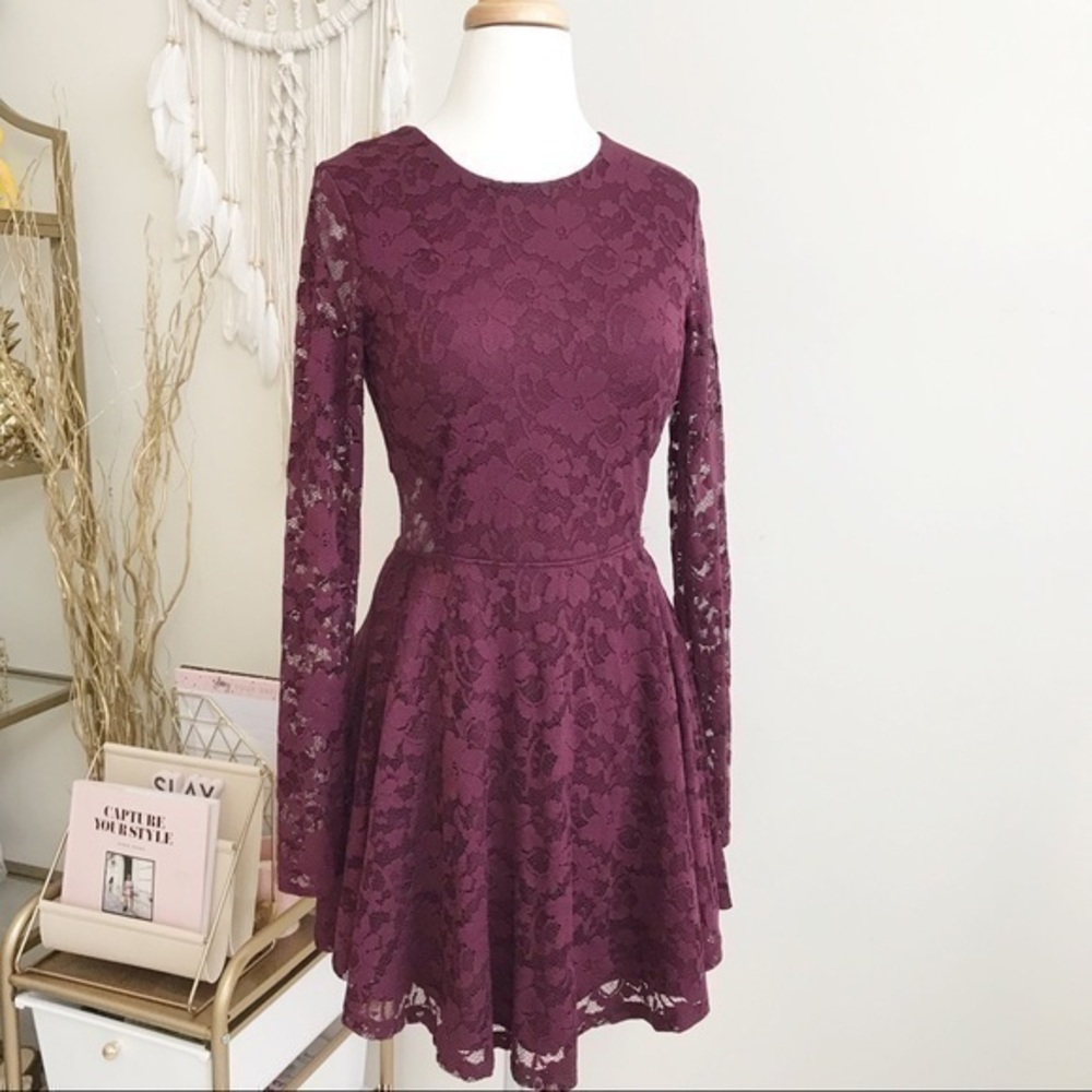 Garage burgundy lace dress